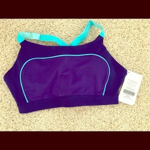 Fabletics sports bra
